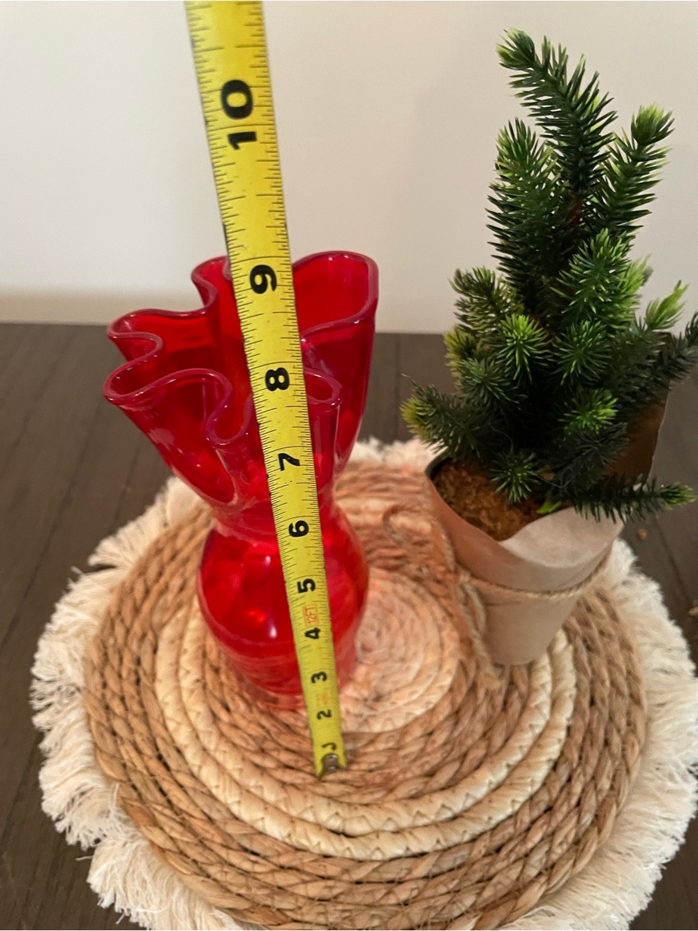 Vintage Red and Orange Glass Vase - Picture 7 of 8